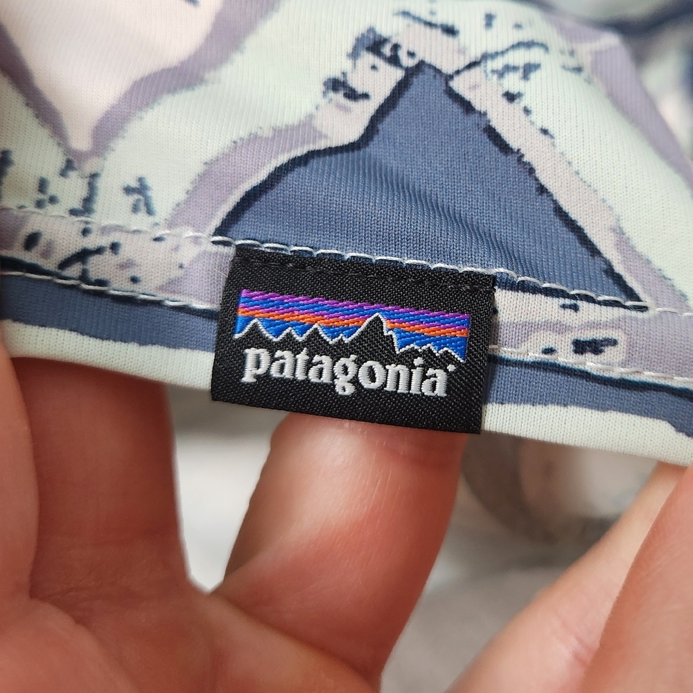 Patagonia Capilene Cool Daily Hoody Relaxed Fit Wispy Green EUC - Picture 9 of 9